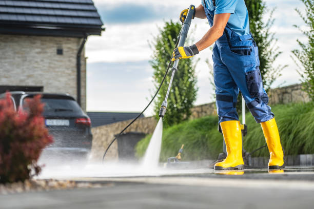 Why Choose Our Certified Pressure Washing Experts for Your Project Needs in Ben Lomond, CA?